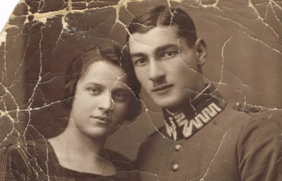 Flux Kontext Apps - Photo Restoration - Input image